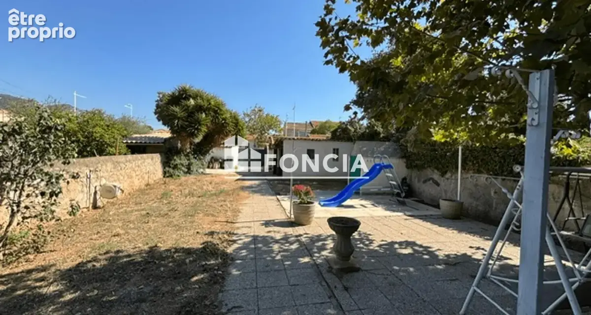 TOULON OUEST MAISON d'environ 120m2 avec 3 Chambres sur 490m2 de terrain - photo 16