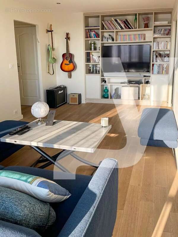 Appartement à PARIS-20E