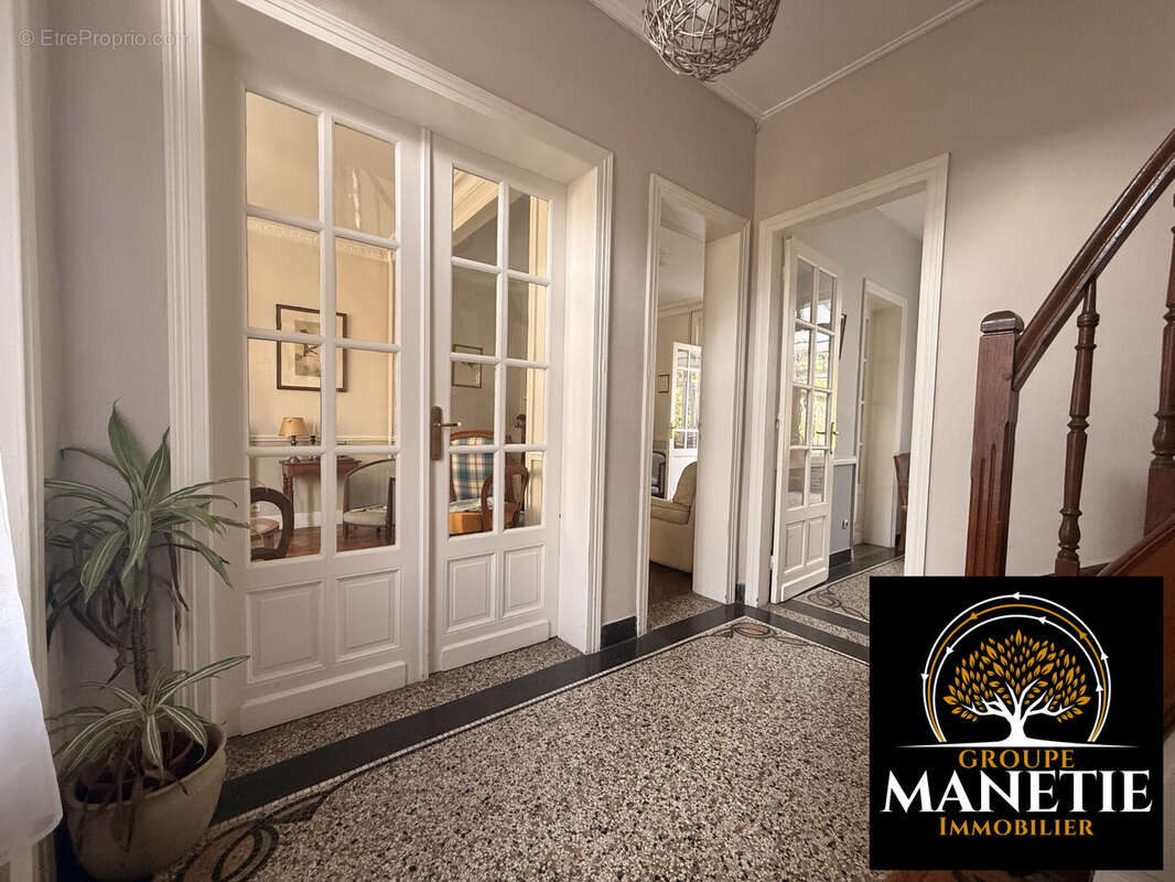 Maison à FRESNES-LES-MONTAUBAN
