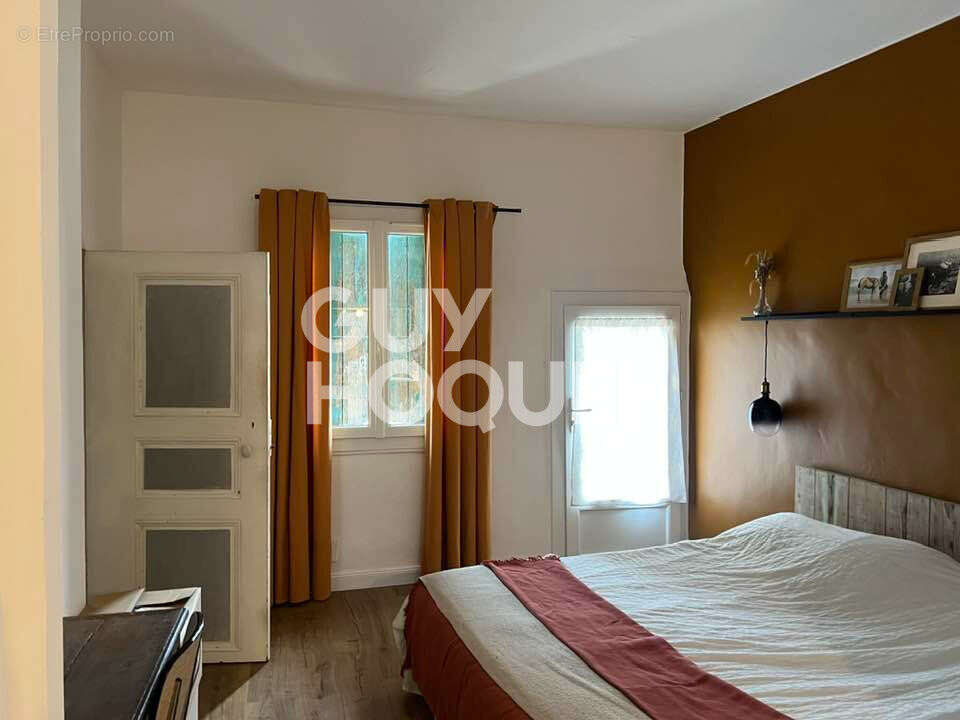 Maison à L'ISLE-SUR-LA-SORGUE