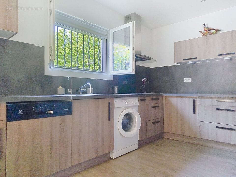 Maison à TAVERNES
