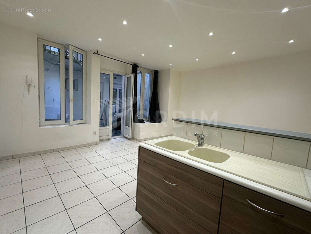 Appartement à AVALLON