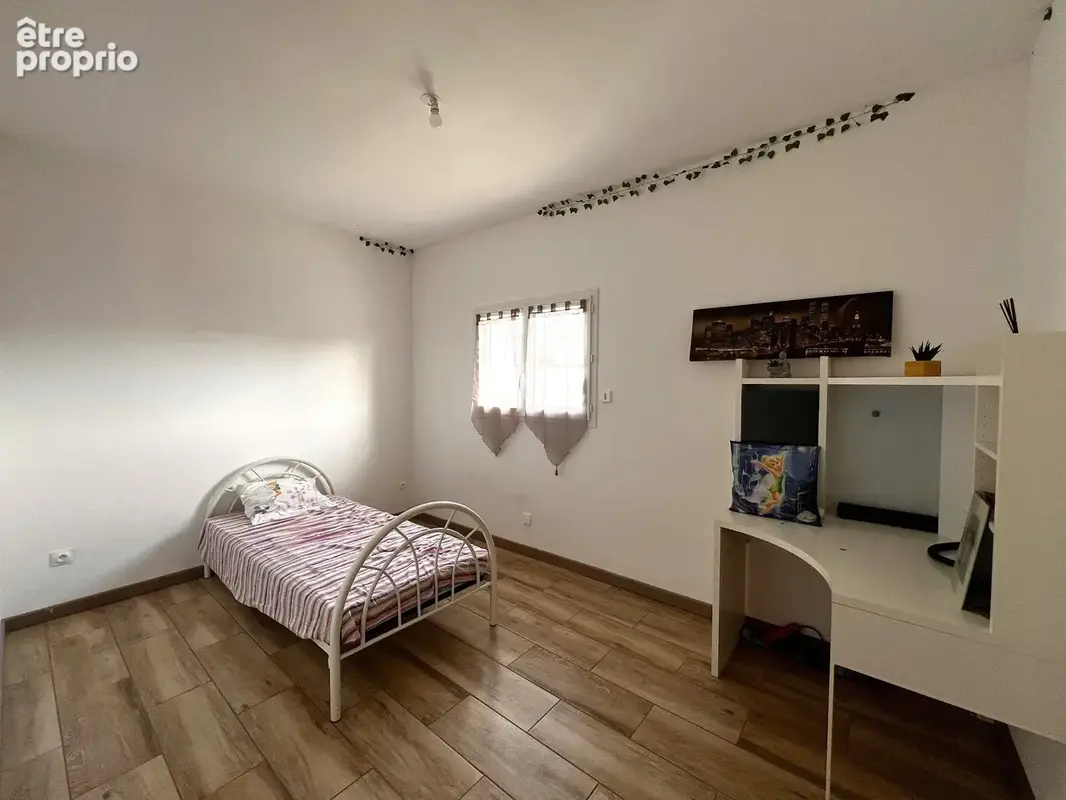 Maison familiale - Bourg de Petit-Mars - 5 chambres - photo 9