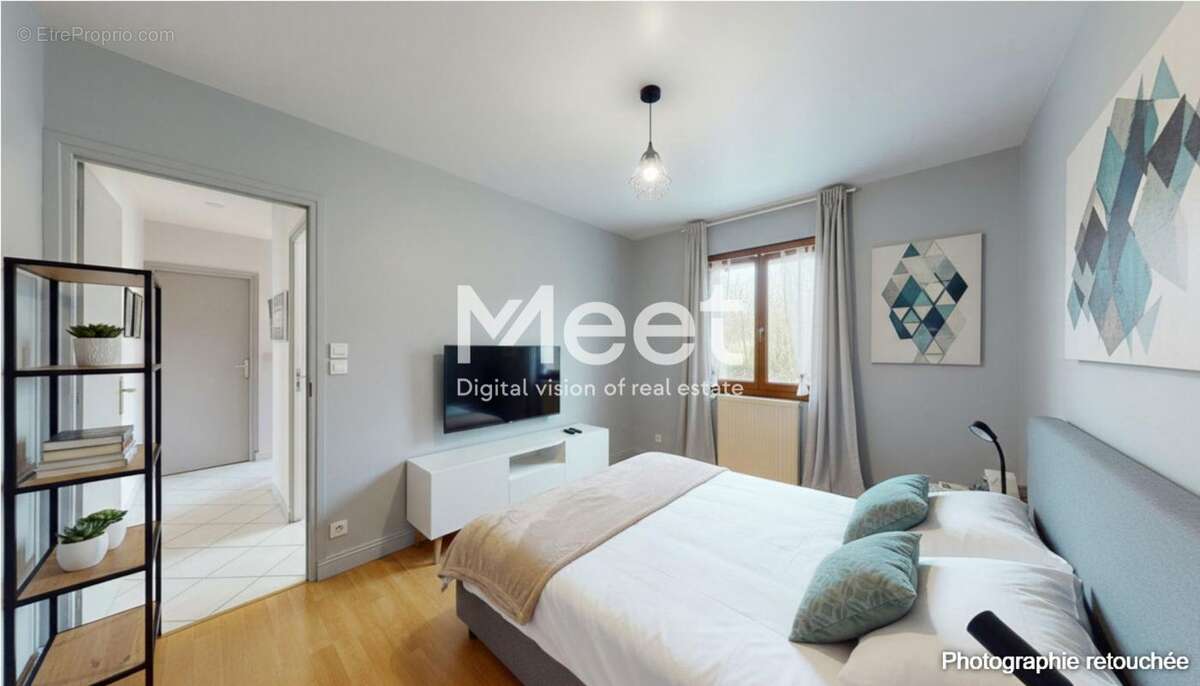 Maison à FLEURY-LA-VALLEE