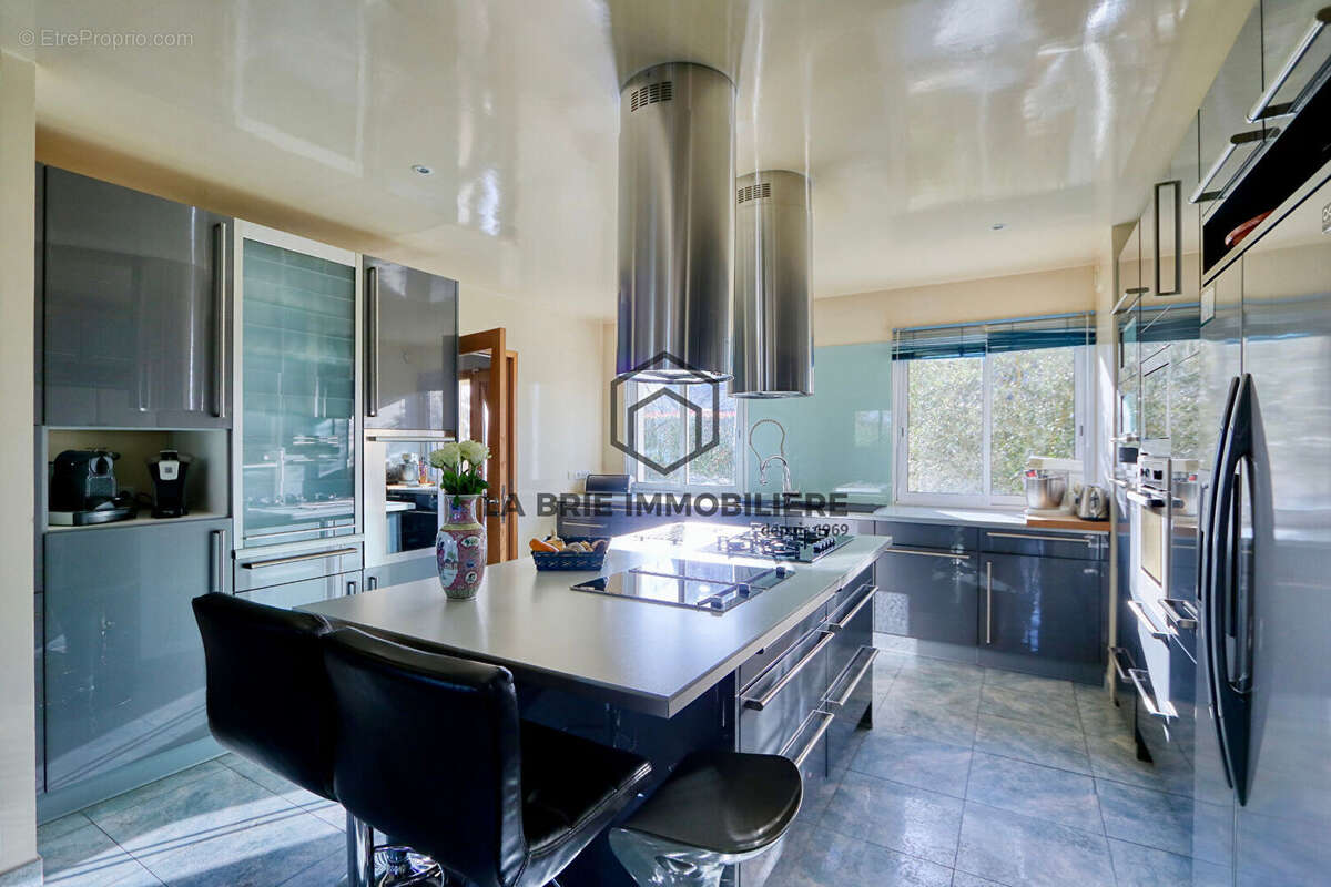 Maison à VILLECRESNES