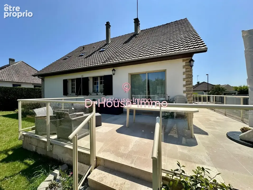 Maison 8 pièces 212 m² à vendre à Douvres-La-Delivrande (14440) - photo 33