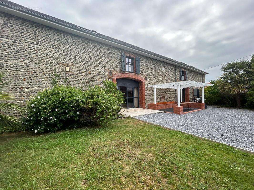 Maison à DENGUIN