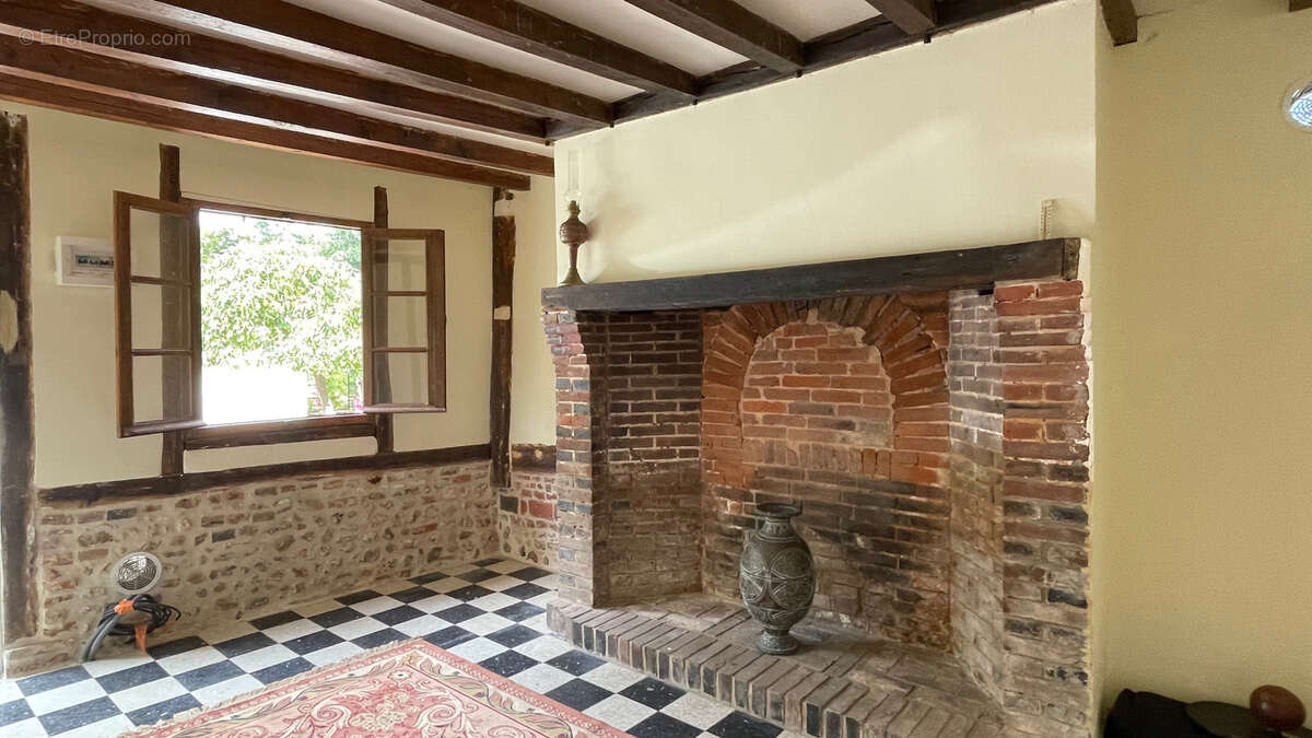 Maison à LA HOUSSAYE