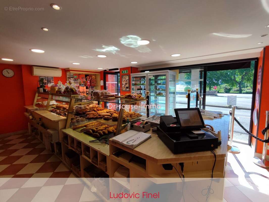 Commerce à BLAINVILLE-SUR-ORNE