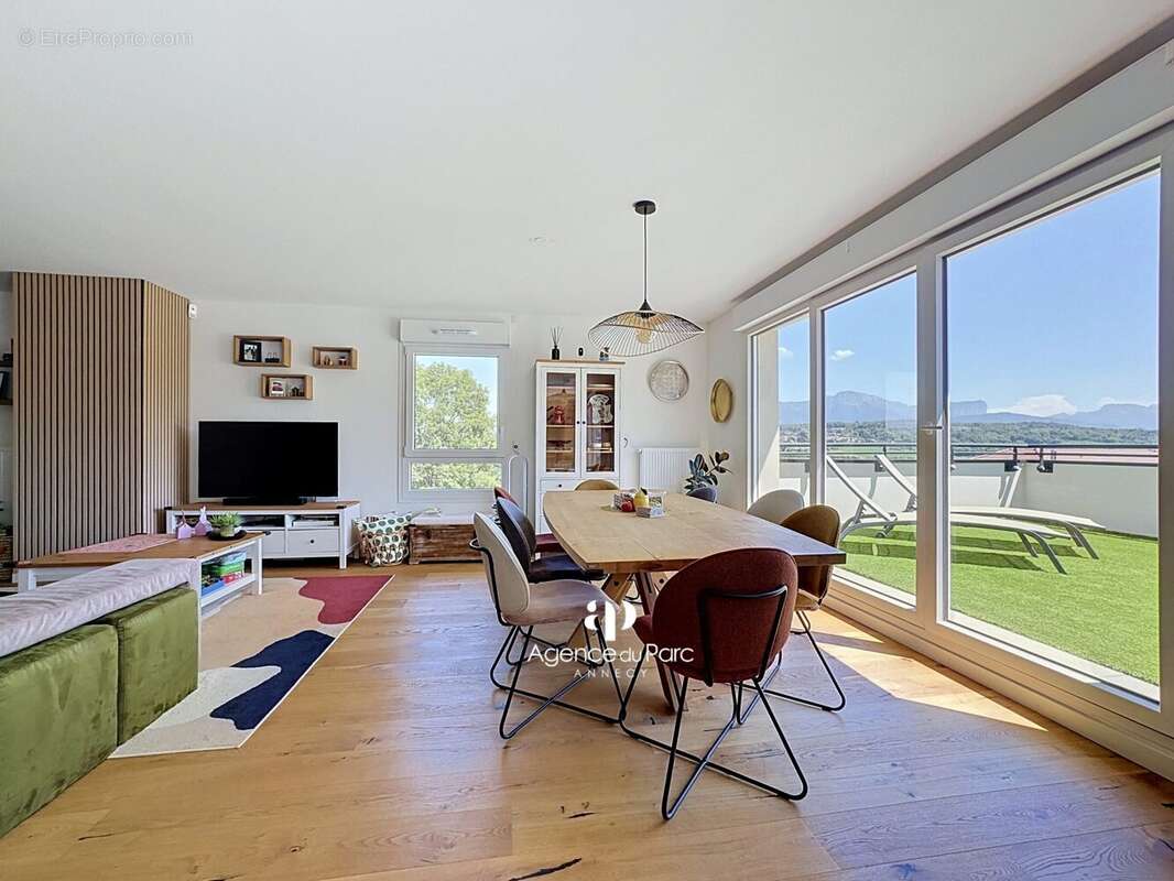 Appartement 130 m² à Allonzier-La-Caille  - photo 8