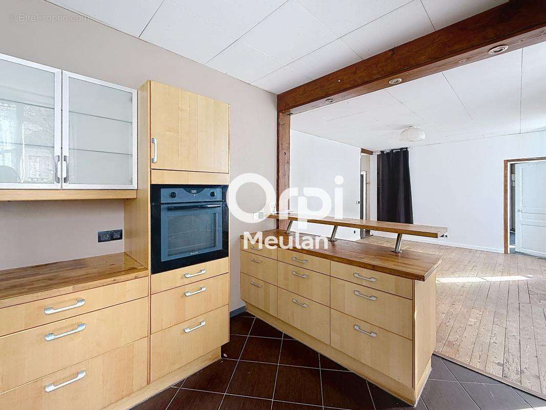 Appartement à SERAINCOURT