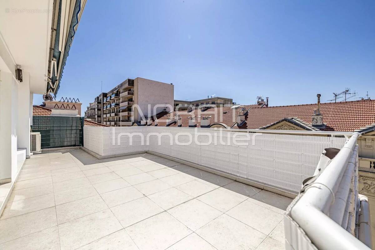 Appartement à NICE