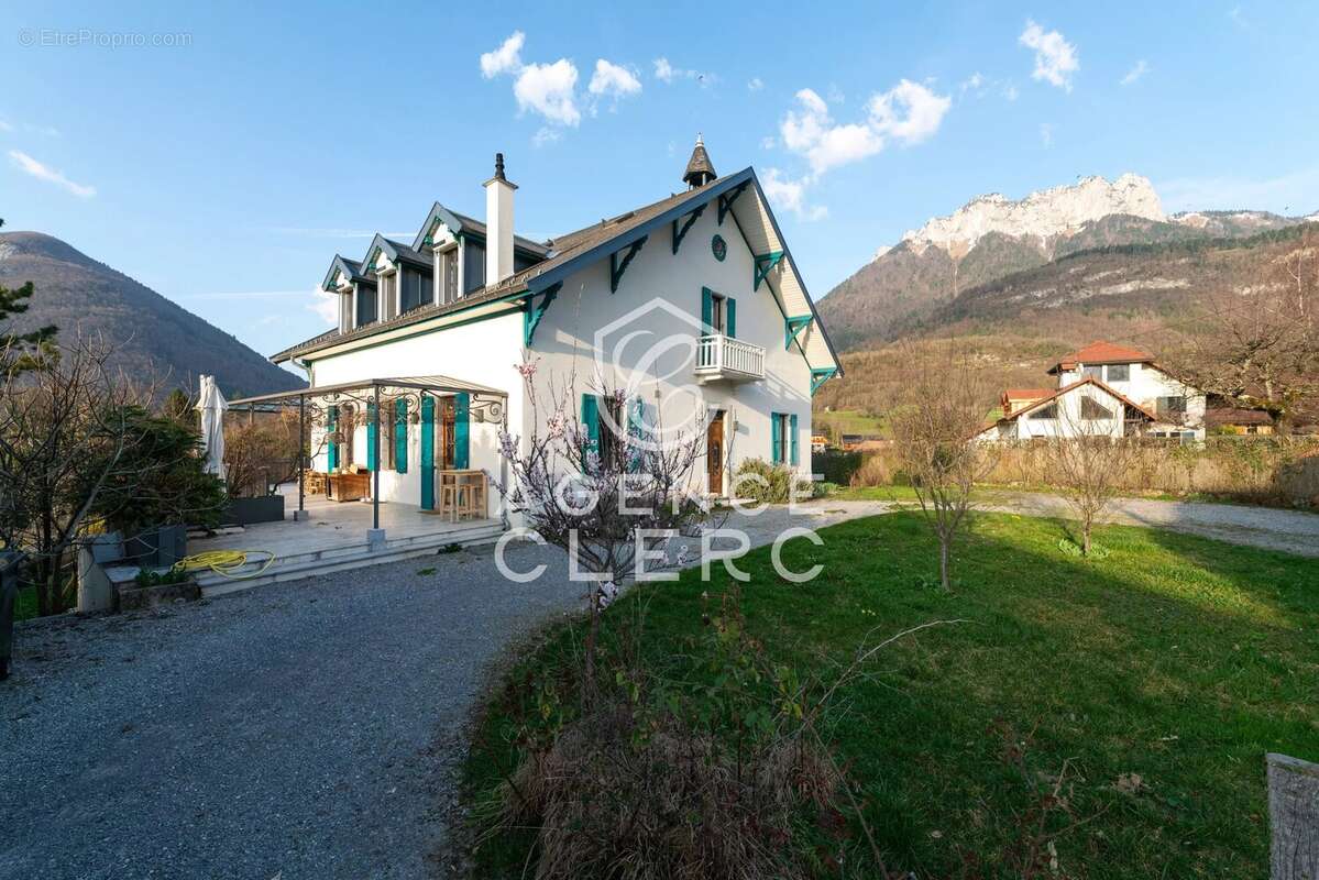 Maison à TALLOIRES