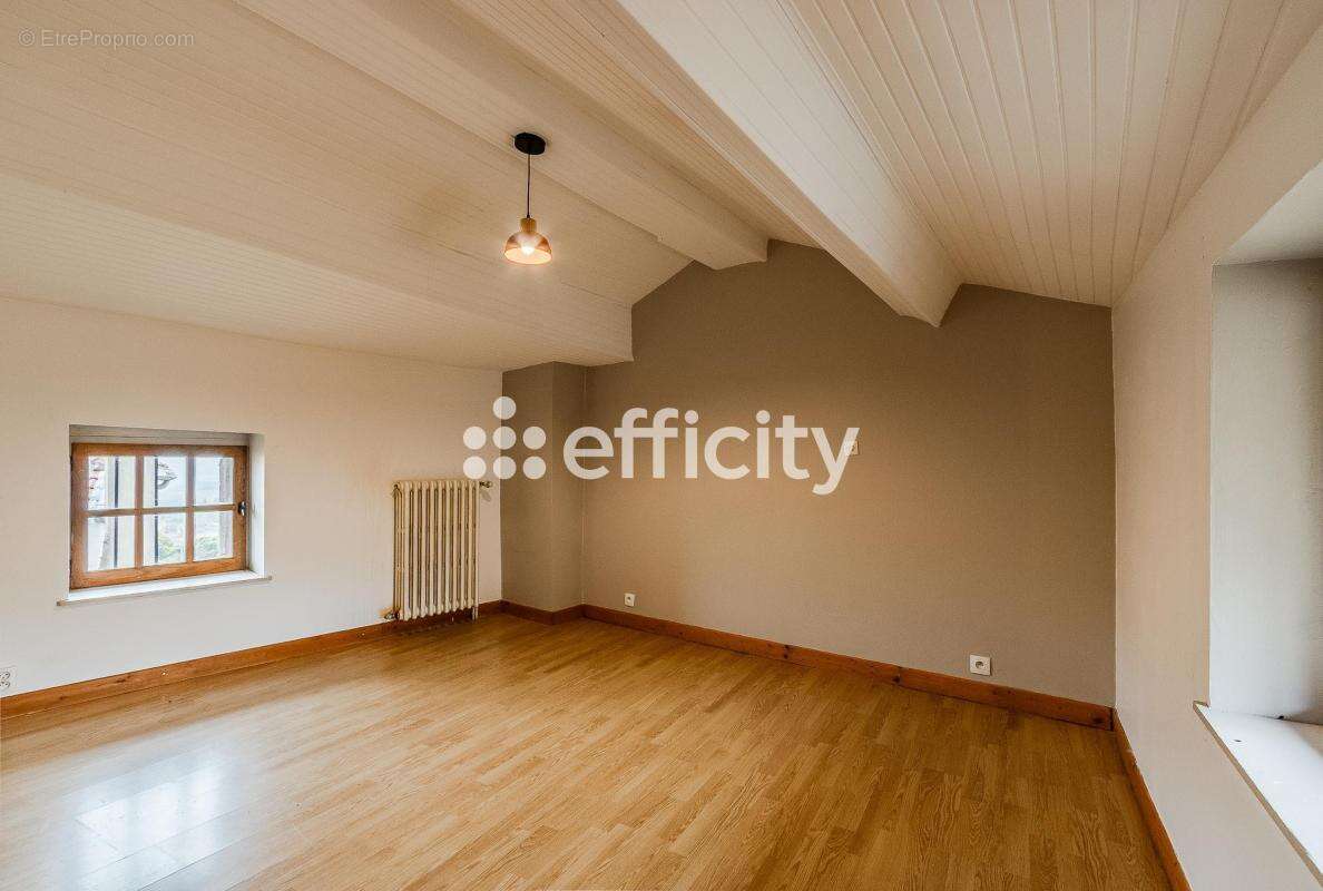 Maison 129 m² à Charnay  - photo 4
