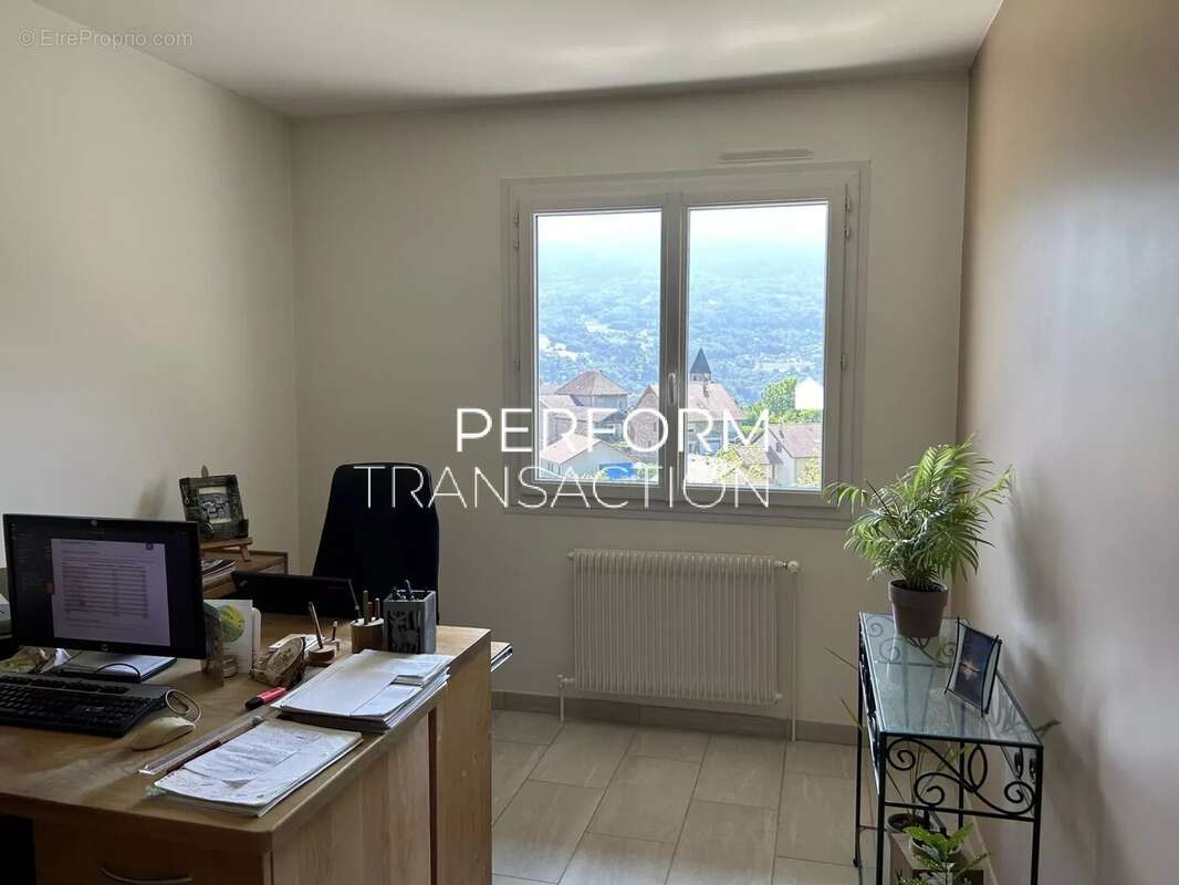 Maison à SAINT-MARTIN-D&#039;URIAGE