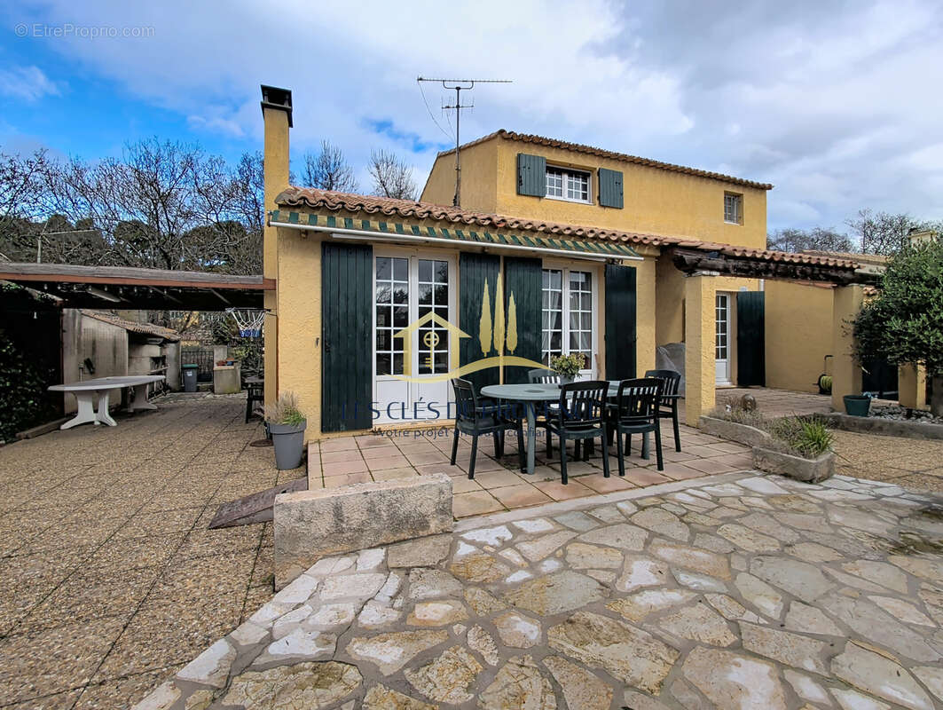 Maison à MARIGNANE