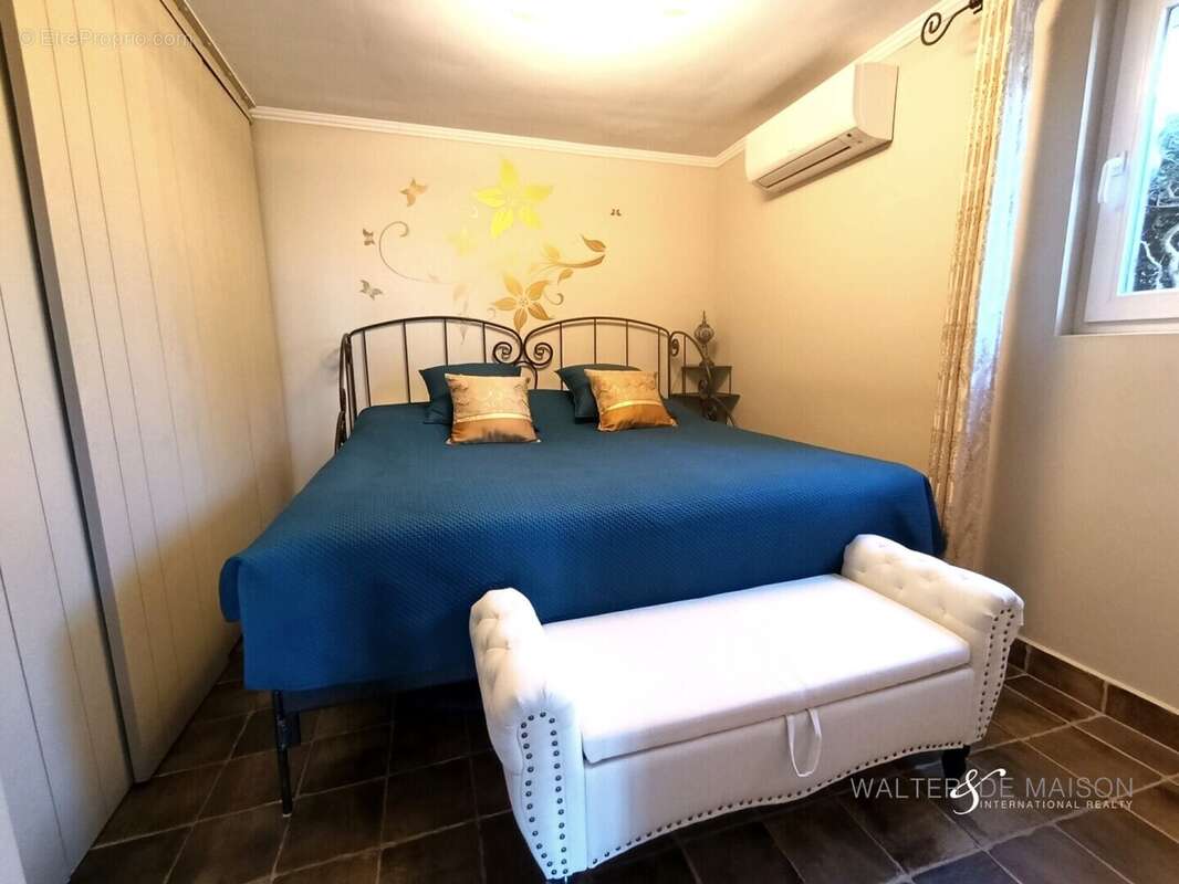 Appartement à LA CROIX-VALMER