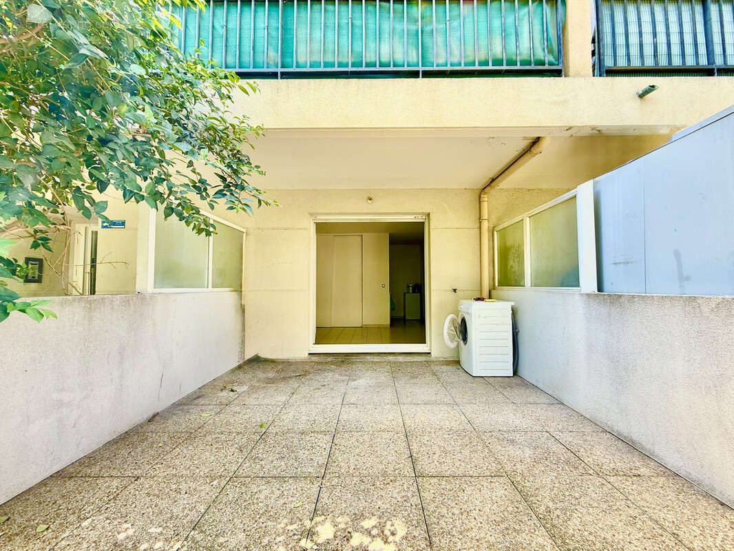 Studio avec grande terrasse et parking - Marseille 13003   Secteur Saint-Lazare / Belle de Mai - photo 7