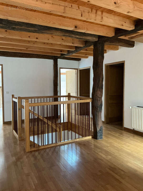 Maison à CORVEISSIAT