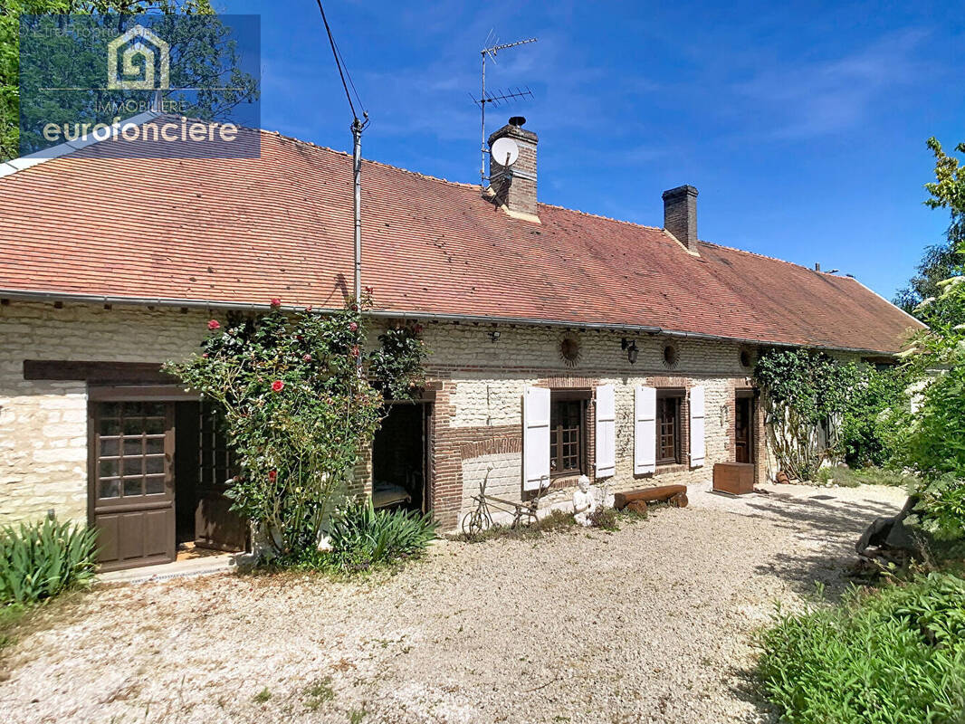 Maison à MONTFEY
