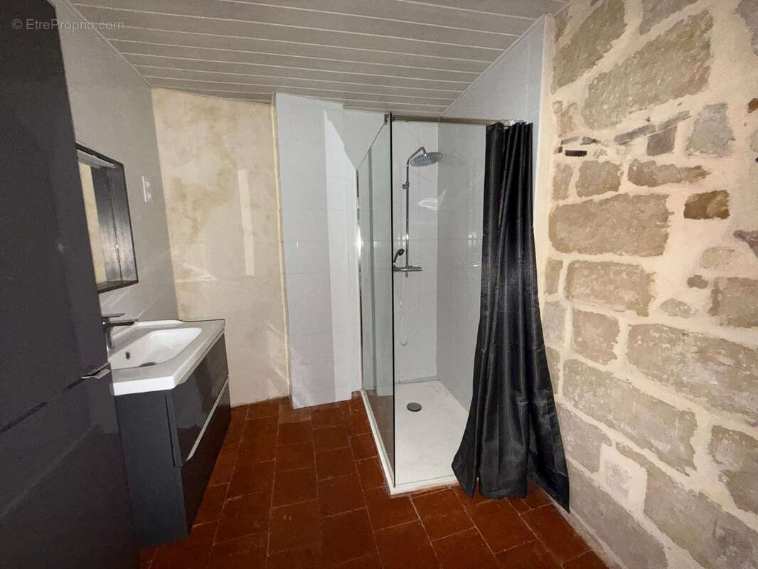 Appartement à MONTAGNAC
