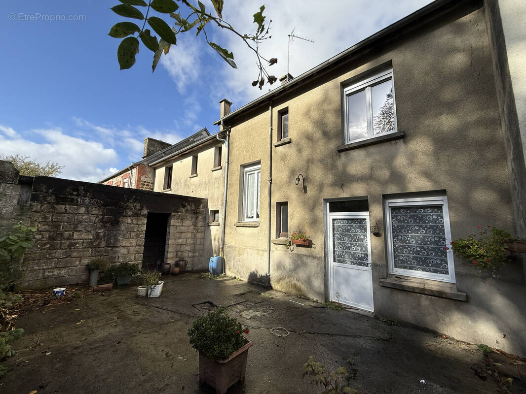 Maison à JUVIGNY-LE-TERTRE