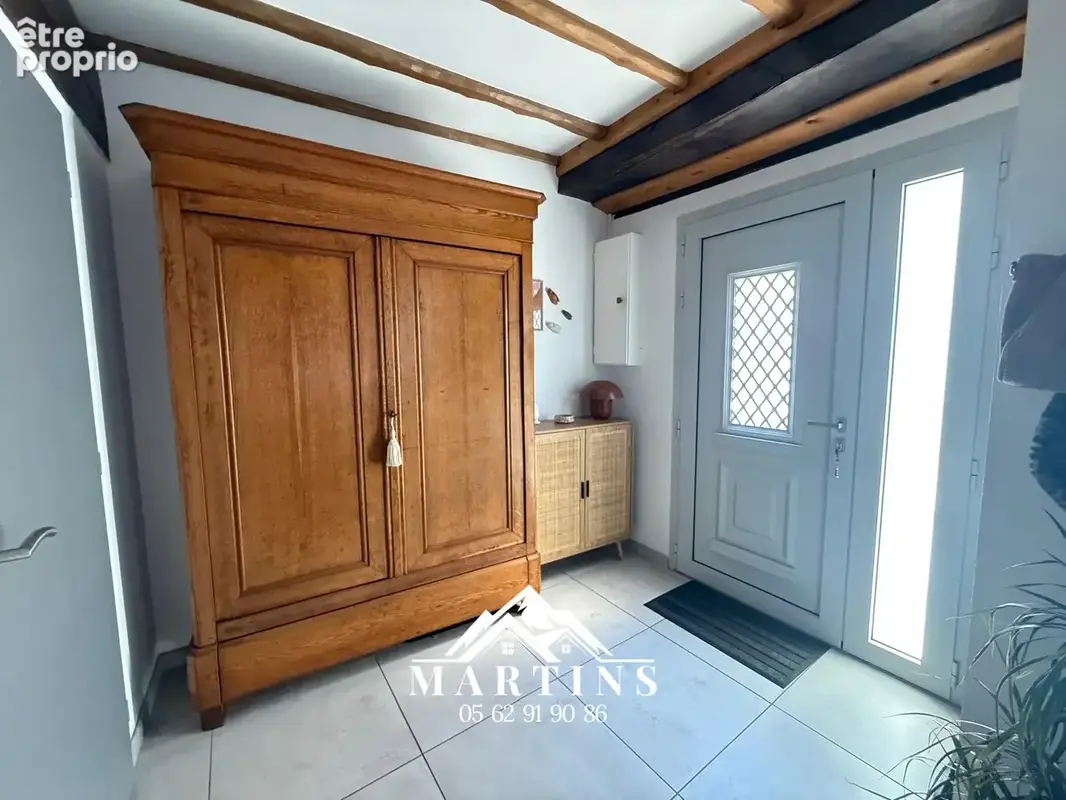 ARGELES-GAZOST - Centre-ville, maison de 77m2 sur 3 niveaux. - photo 6