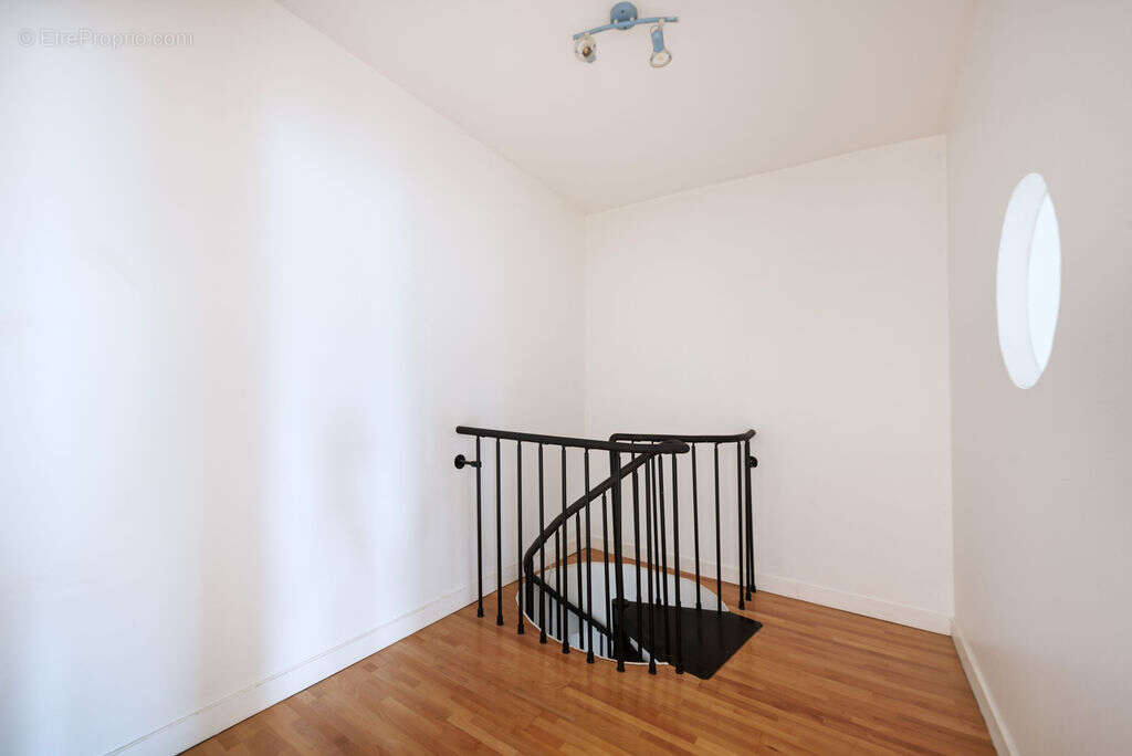 Appartement à LYON-6E