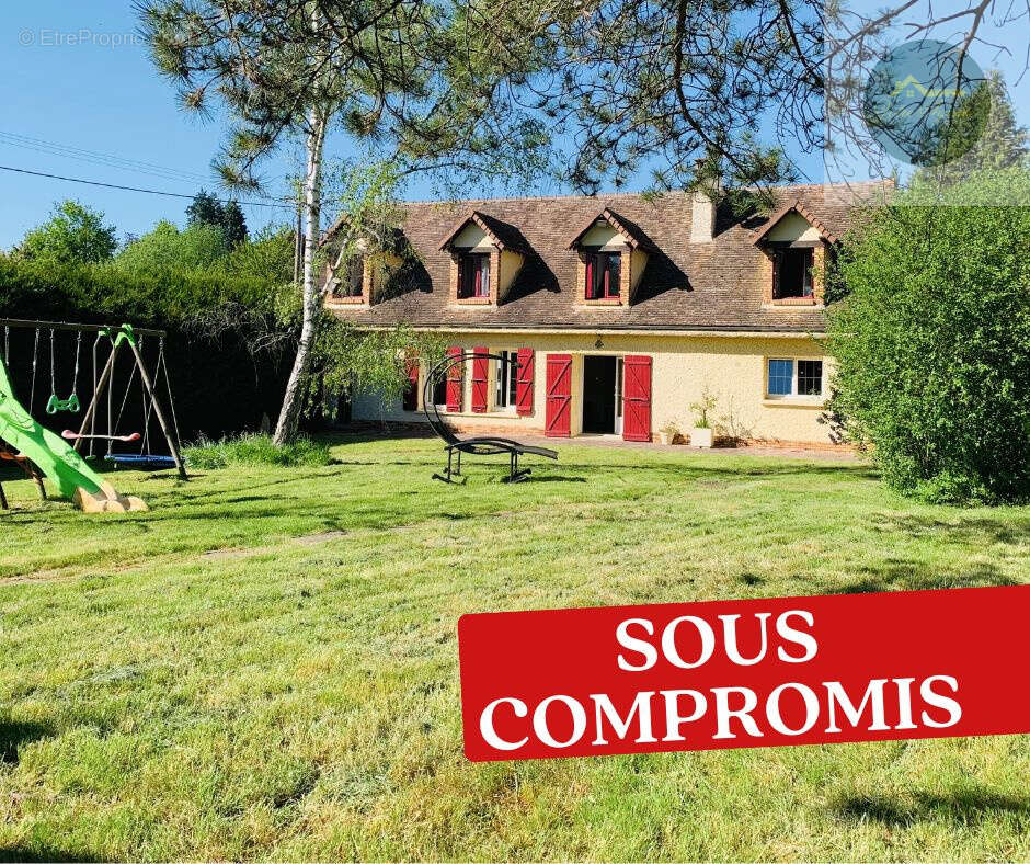 Maison à VOULX