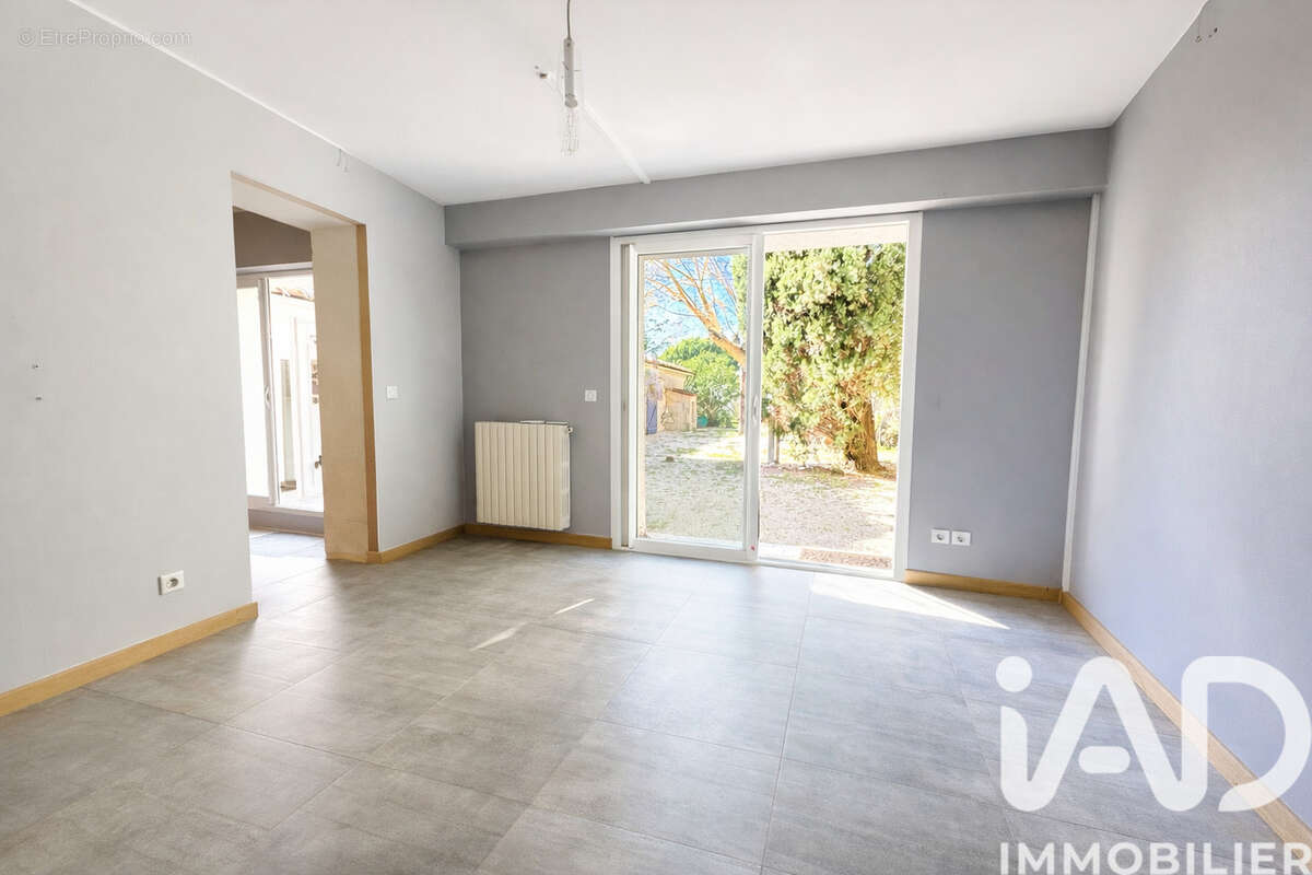 Photo 2 - Maison à FOURQUES