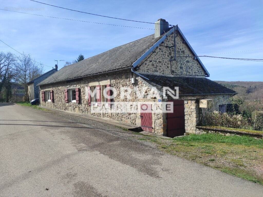 Maison à FACHIN