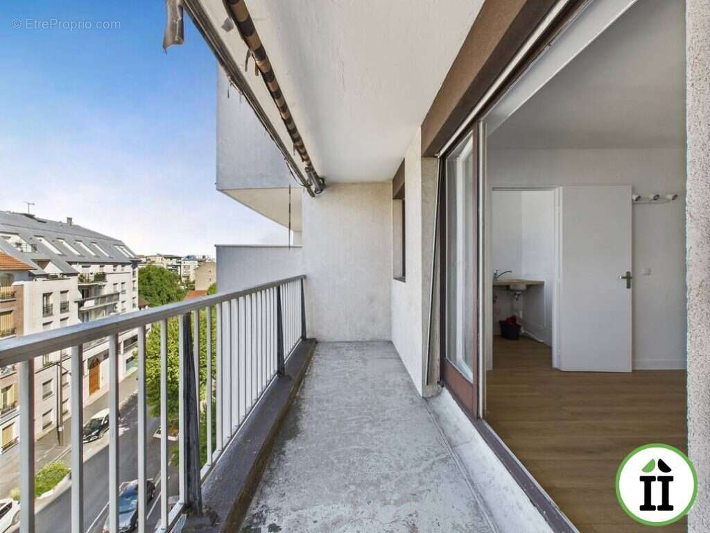Appartement à ROSNY-SOUS-BOIS