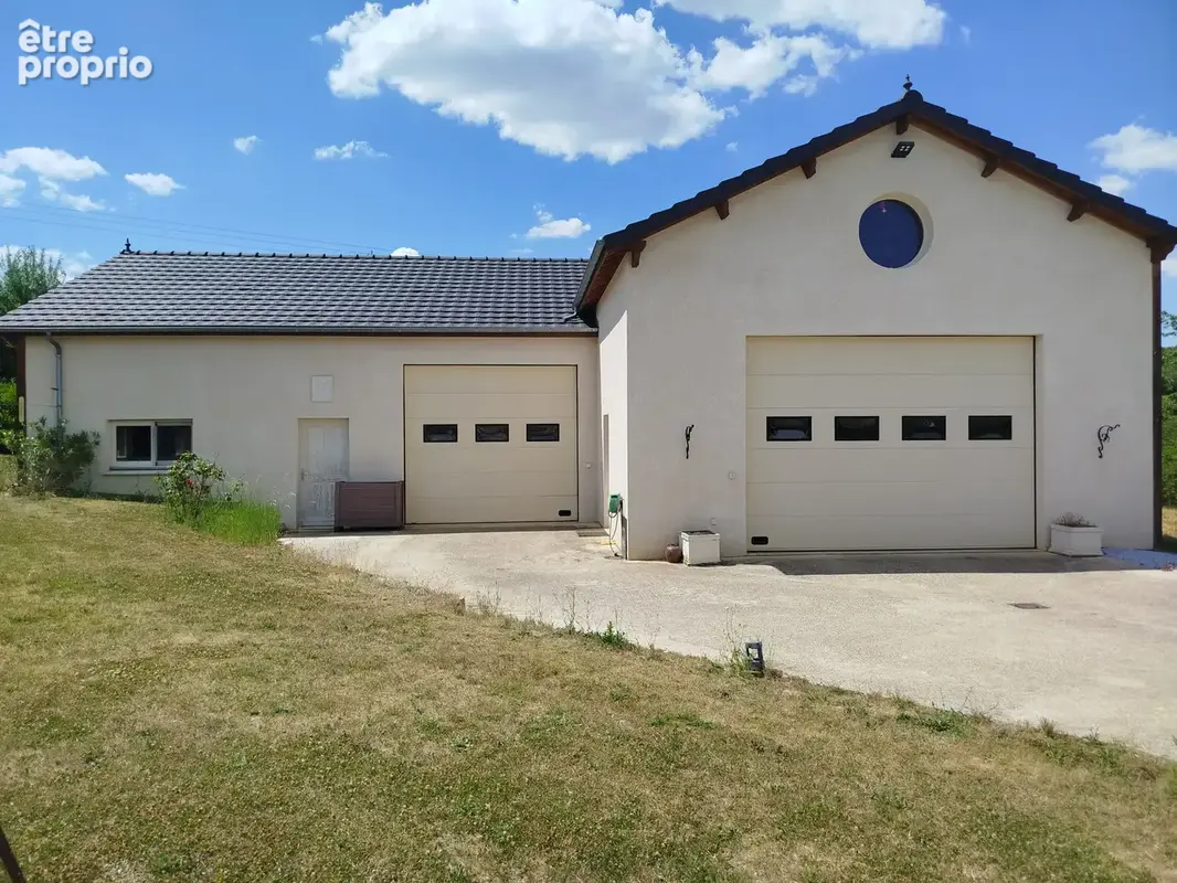 Pavillon contemporain avec prestations haut de gamme et vaste dépendance - photo 13