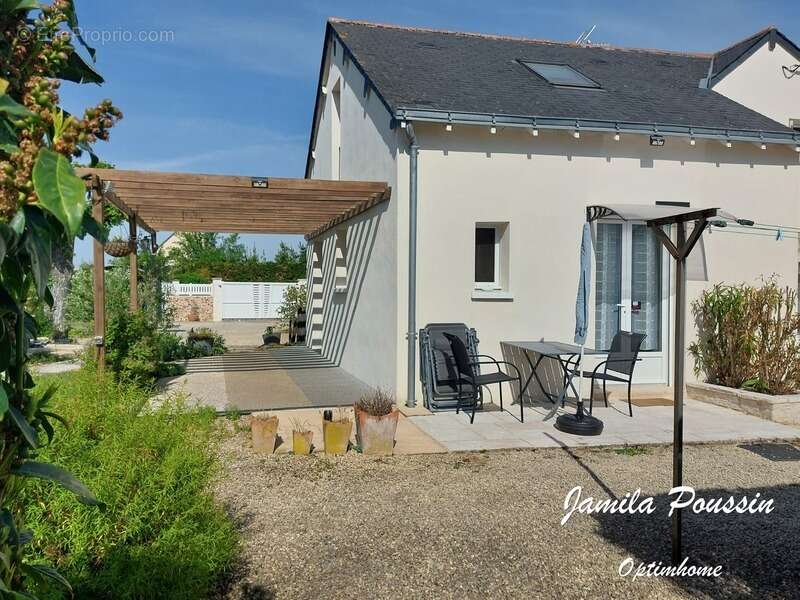 Maison à VILLEBERNIER