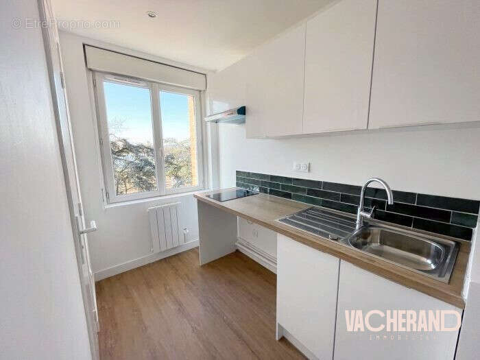 Appartement 27 m² à Lille  - photo 2
