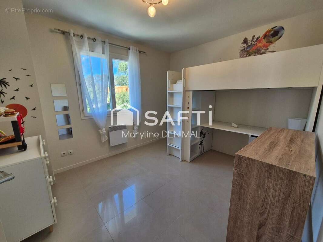 Photo 9 - Maison à LES ADRETS-DE-L'ESTEREL