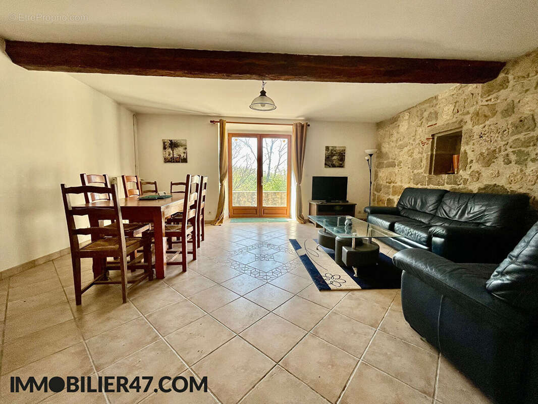 Maison à CLERMONT-DESSOUS