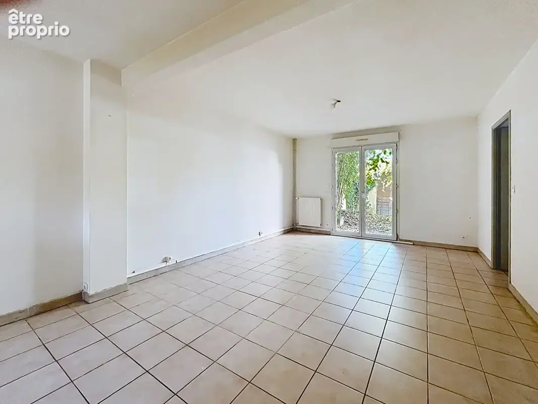 COLOMIIERS - Maison 5 pièces avec jardin et garage - photo 2