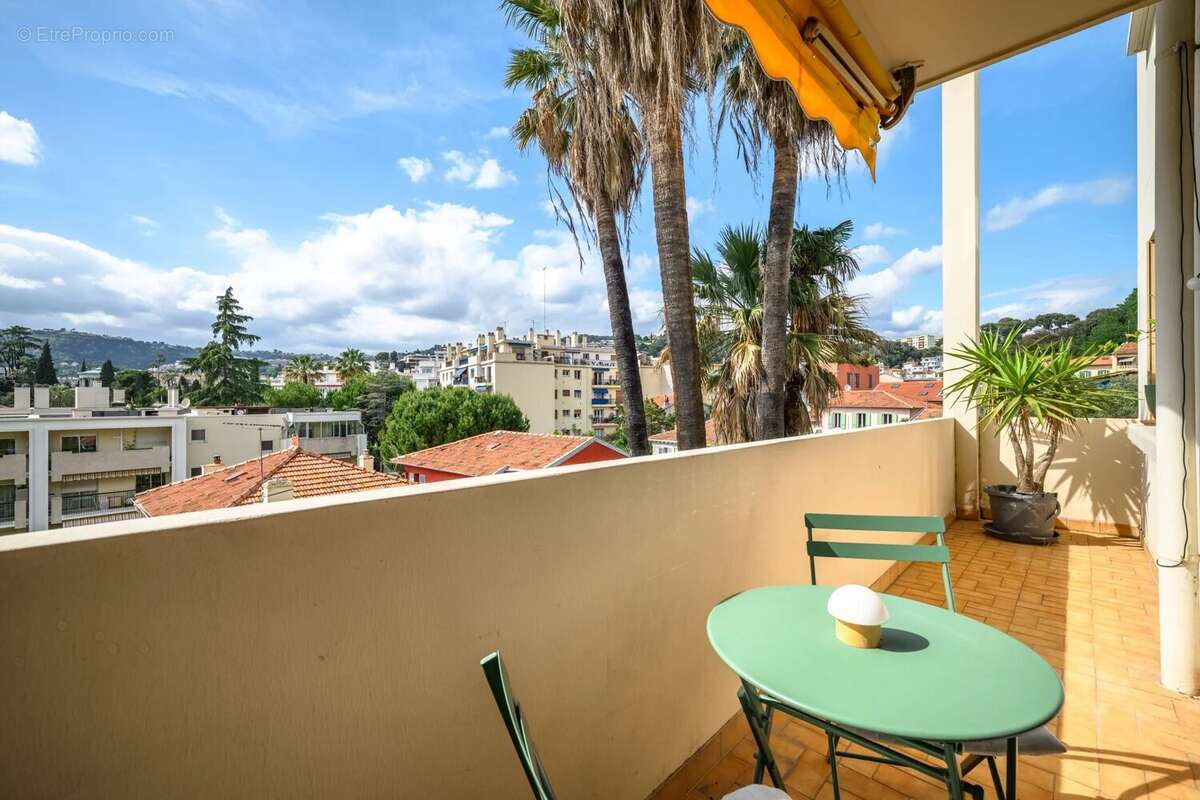 Appartement à NICE