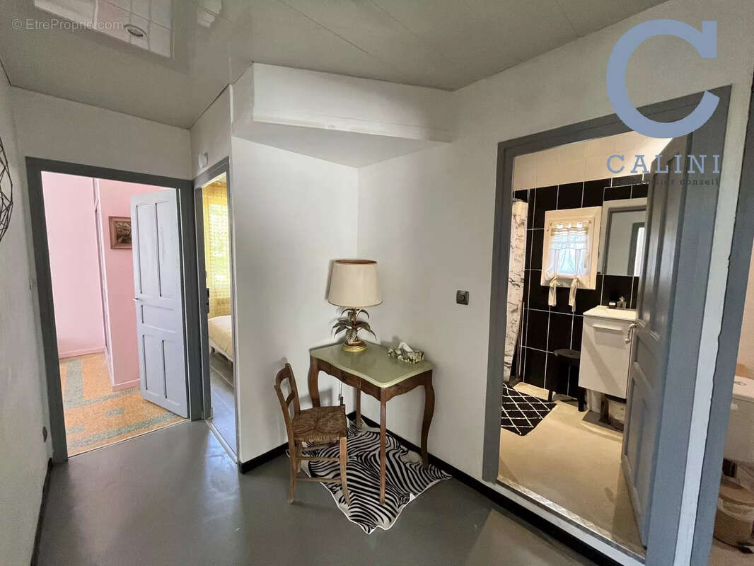 Maison à LA CALMETTE