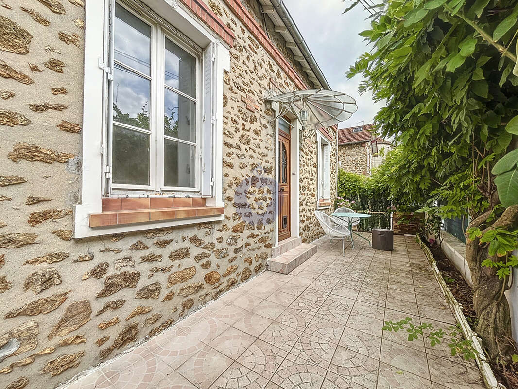 Maison à MELUN