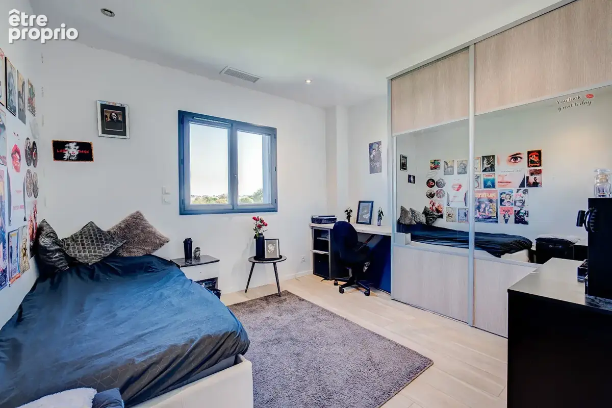 Maison 5 pièces, suite parentale et piscine - photo 7