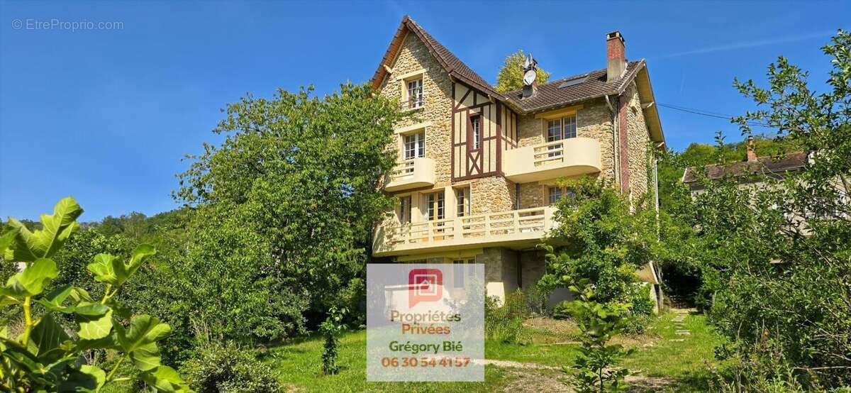 Maison bourgeoise 7 pièce(s) 220 m2 - photo 2