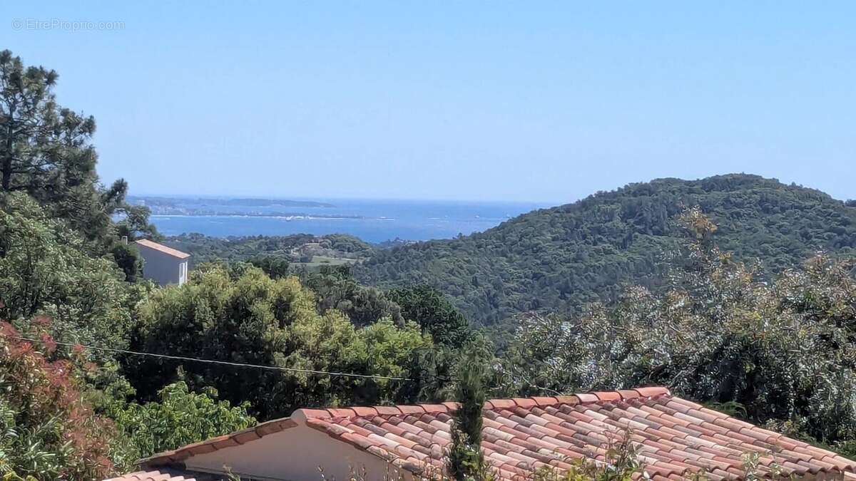 Maison à LES ADRETS-DE-L'ESTEREL