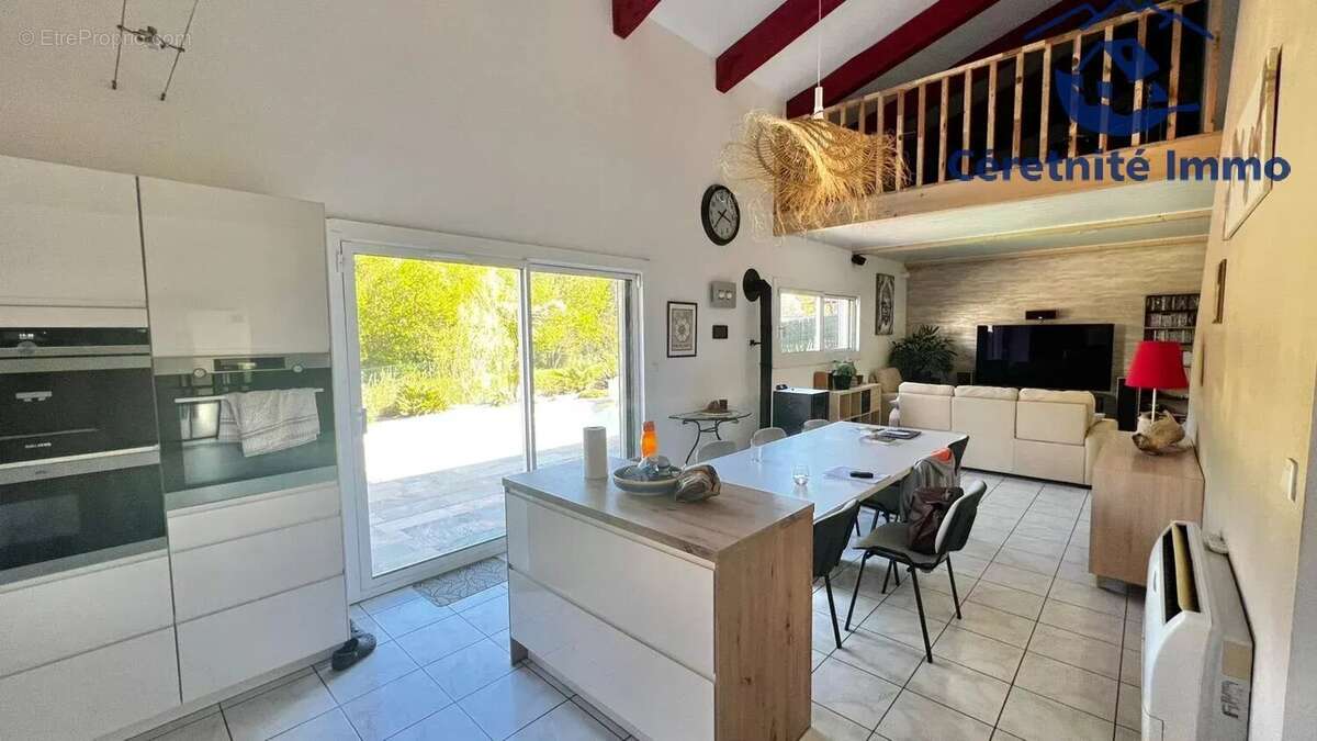 Maison à MAUREILLAS-LAS-ILLAS