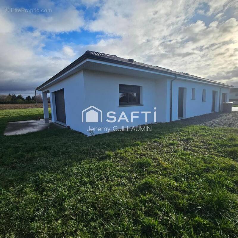 Photo 1 - Maison à CUSSET