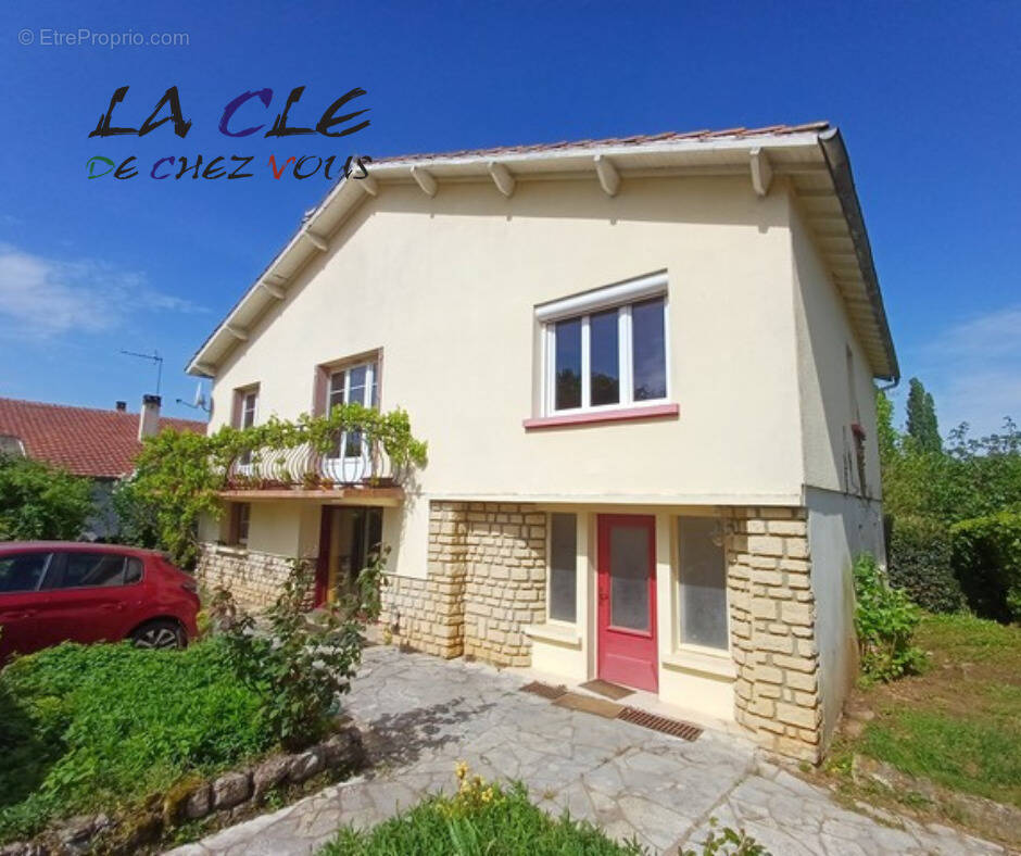 Maison à COULONGES-SUR-L'AUTIZE