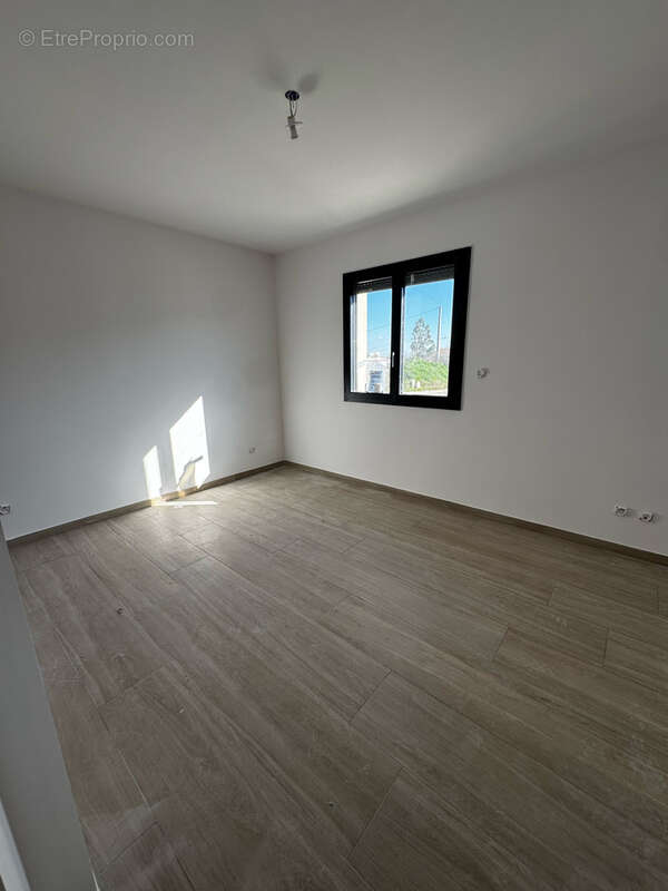 Vente Villa plain pied 100 m2 à Vernosc-lès-Annonay - photo 5