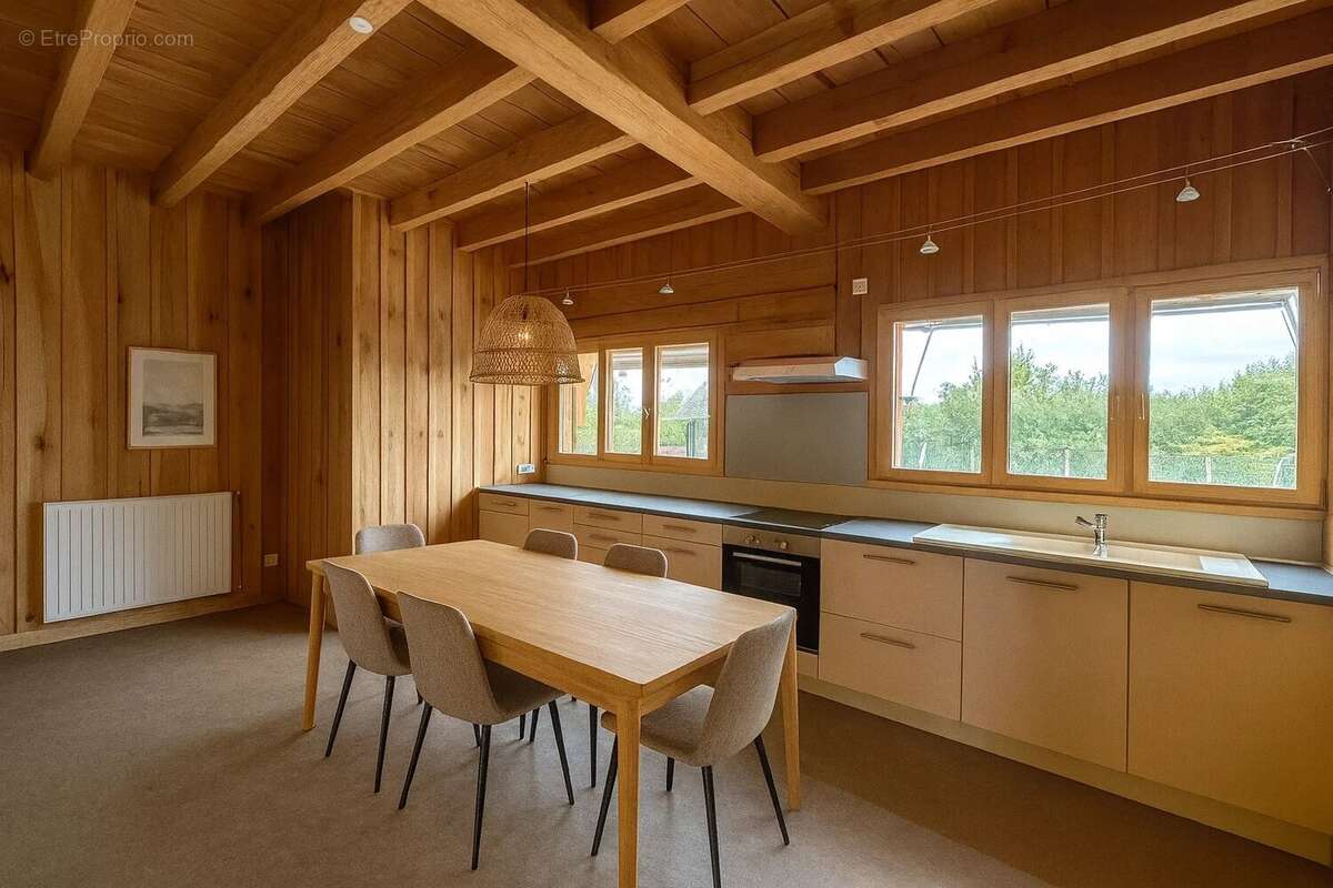 Appartement à COURTERANGES