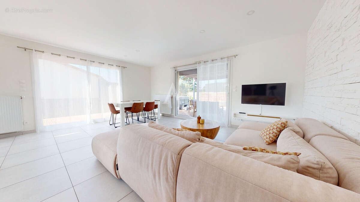 Iteuil - plain pied - contemporaine - 4 chambres - jardin - photo 6